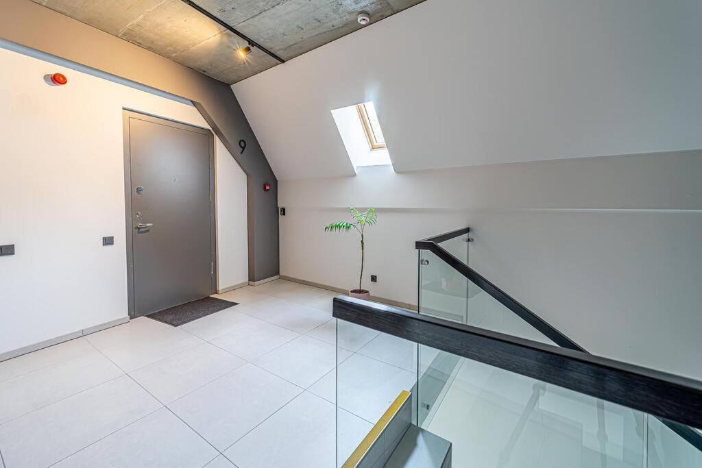 Sky Apartment With Free Parking And Balcony & Ac Kaunas Extérieur photo